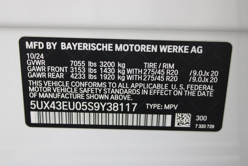 Used 2025 BMW X5 xDrive50e AWD/4WD image 34