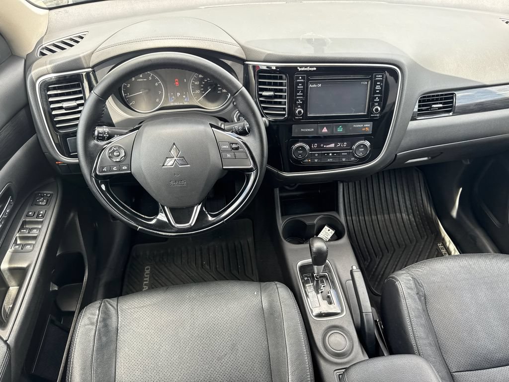 Used 2016 Mitsubishi Outlander SEL FWD image 24