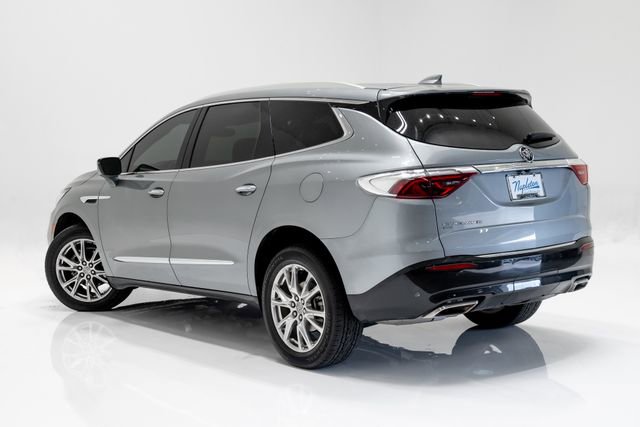 Used 2024 Buick Enclave Essence w/ Experience Buick Package image 34