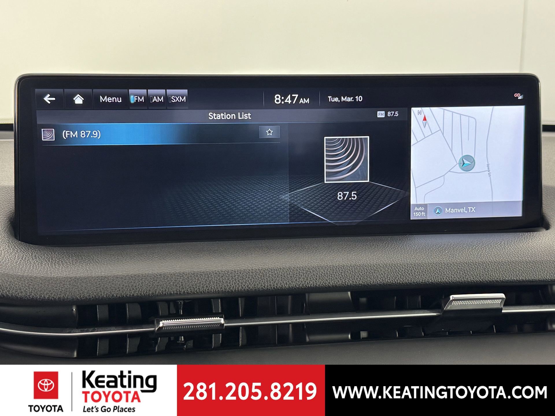 Used 2023 Genesis GV70 2.5T w/ Advanced Package image 24