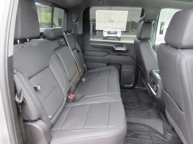 New 2026 GMC Sierra 2500 SLT w/ SLT Premium Package AWD/4WD image 14