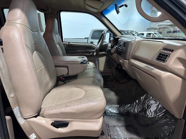 Used 1999 Ford F350 XLT image 13