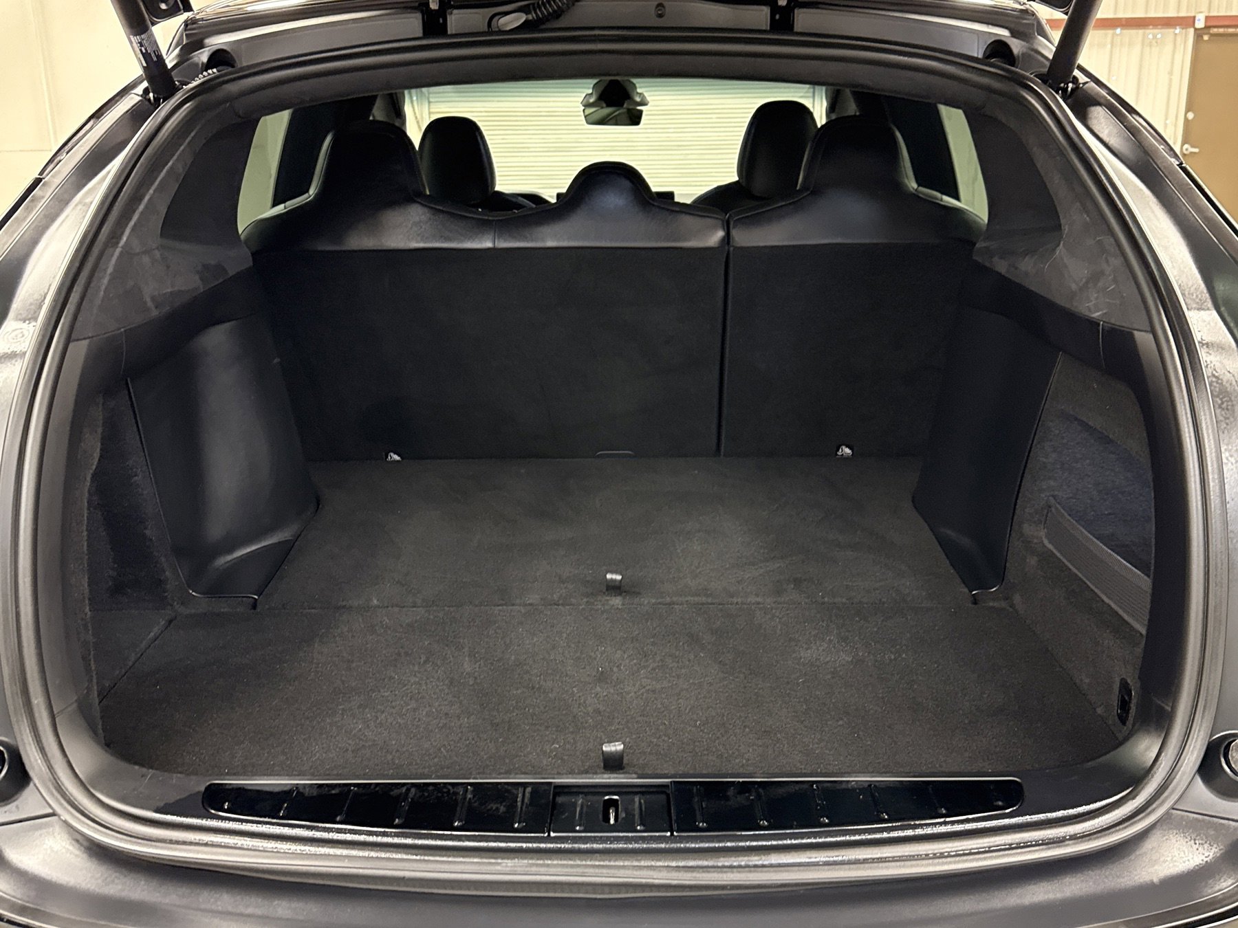 Used 2023 Tesla Model X image 23