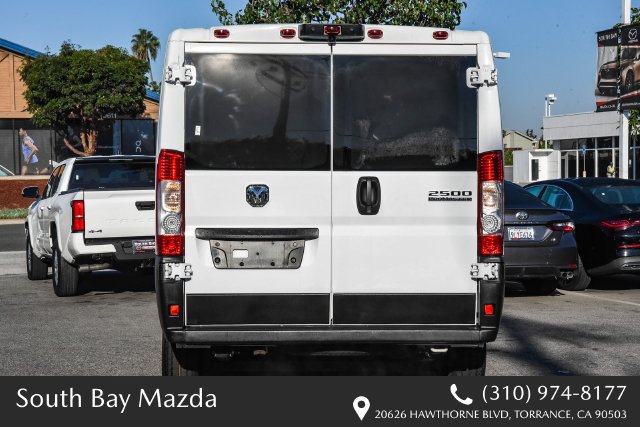 Used 2025 RAM ProMaster 2500 w/ U-Haul Equipment Group FWD image 7