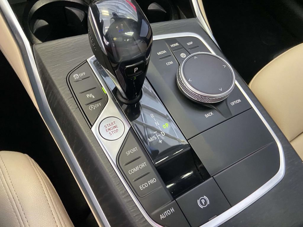 Used 2021 BMW 330i Sedan w/ Convenience Package image 23