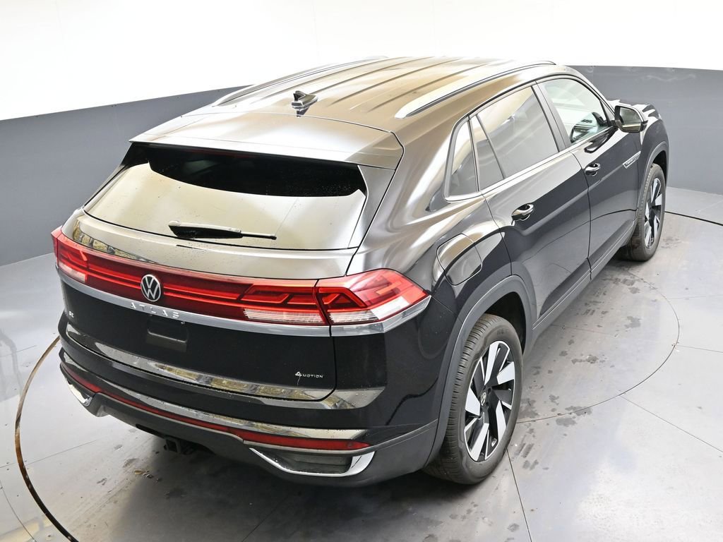 Certified 2025 Volkswagen Atlas Cross Sport SE image 40