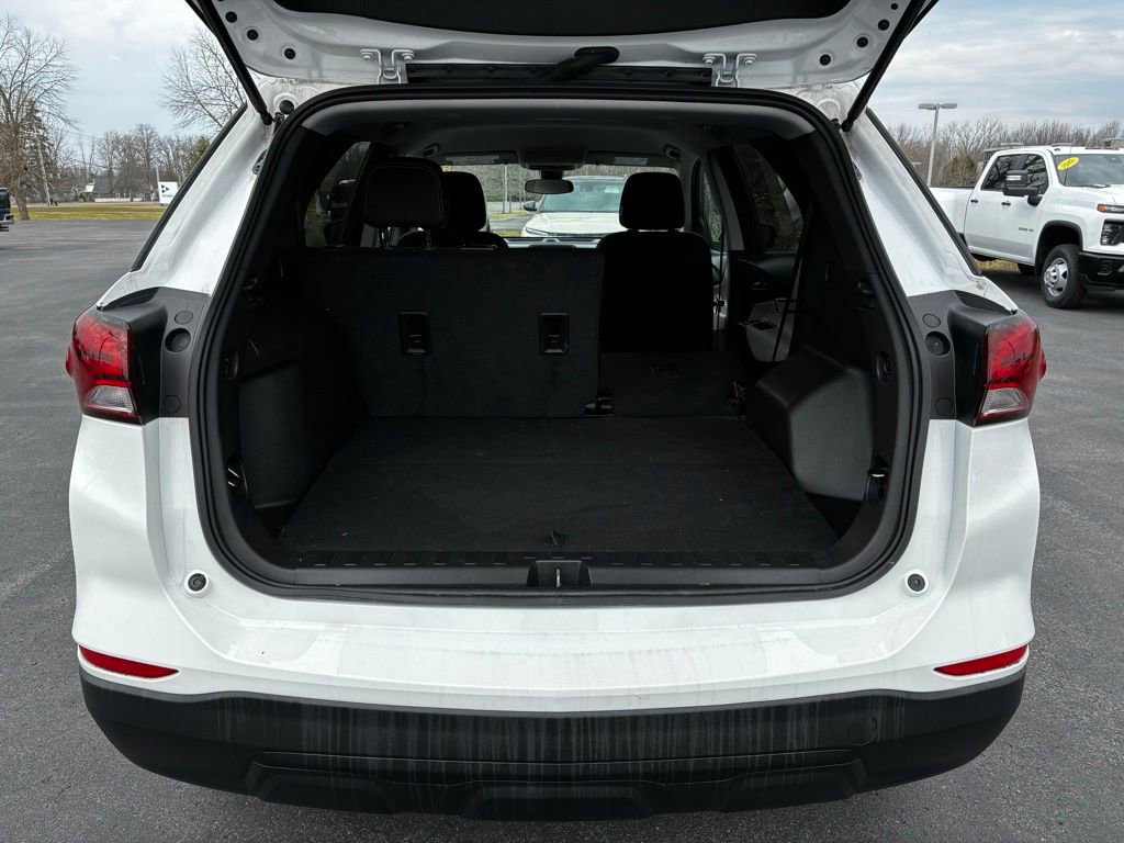 Used 2023 Chevrolet Equinox LS w/ LS Convenience Package FWD image 40