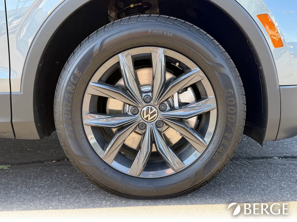 Used 2024 Volkswagen Tiguan Wolfsburg Edition image 11