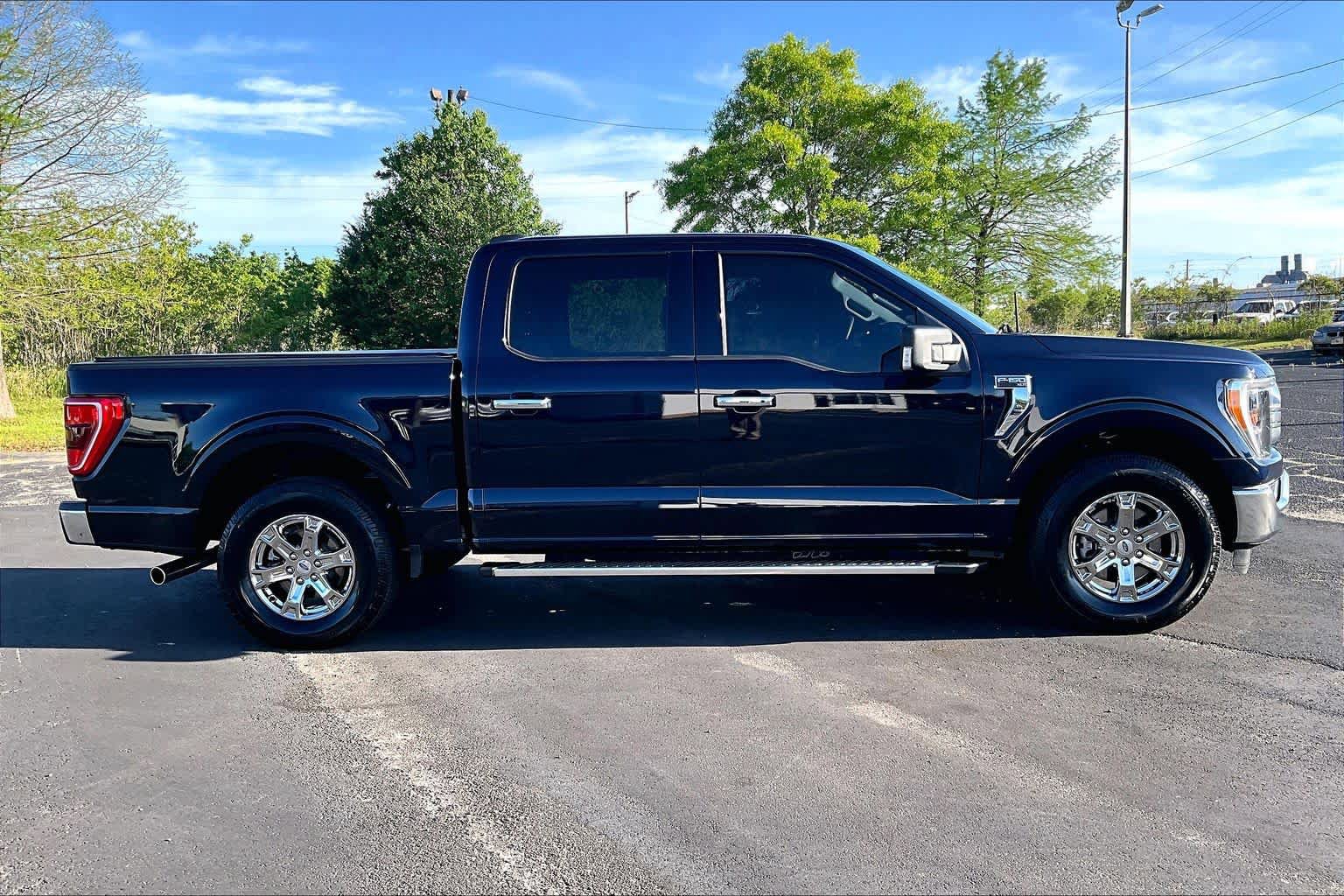 Used 2023 Ford F150 XLT w/ Equipment Group 302A High image 13