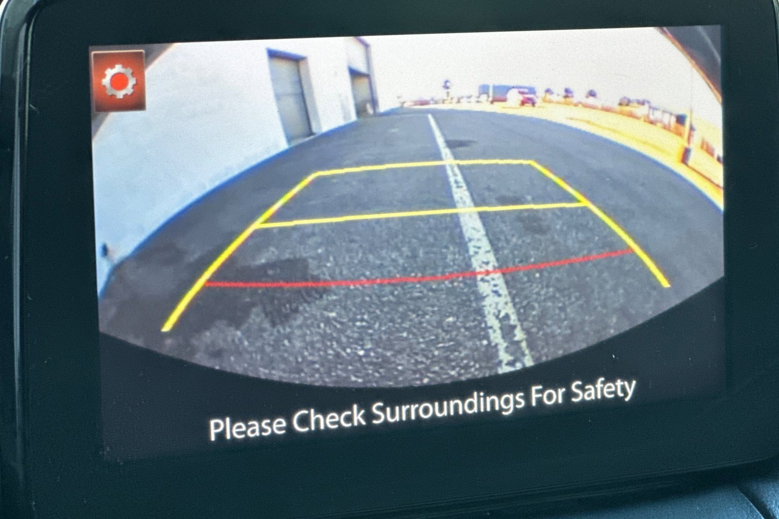 Used 2020 Toyota Yaris LE image 21