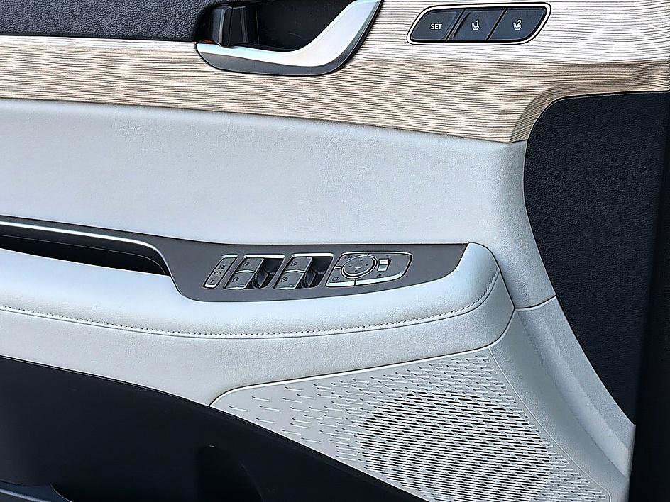 Used 2023 Hyundai Palisade Limited image 20