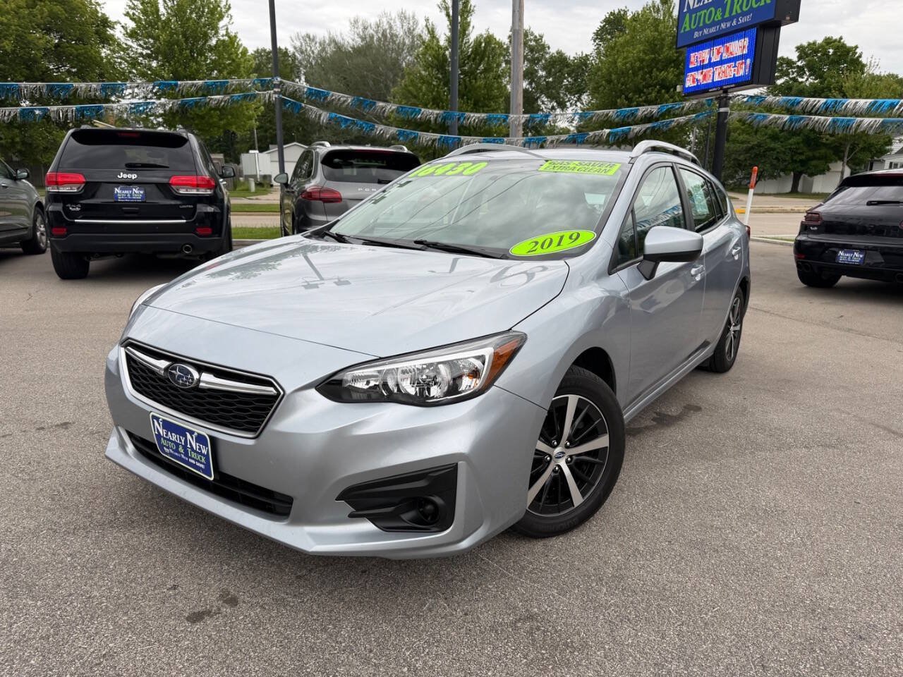 Used 2019 Subaru Impreza 2.0i Premium AWD/4WD image 2
