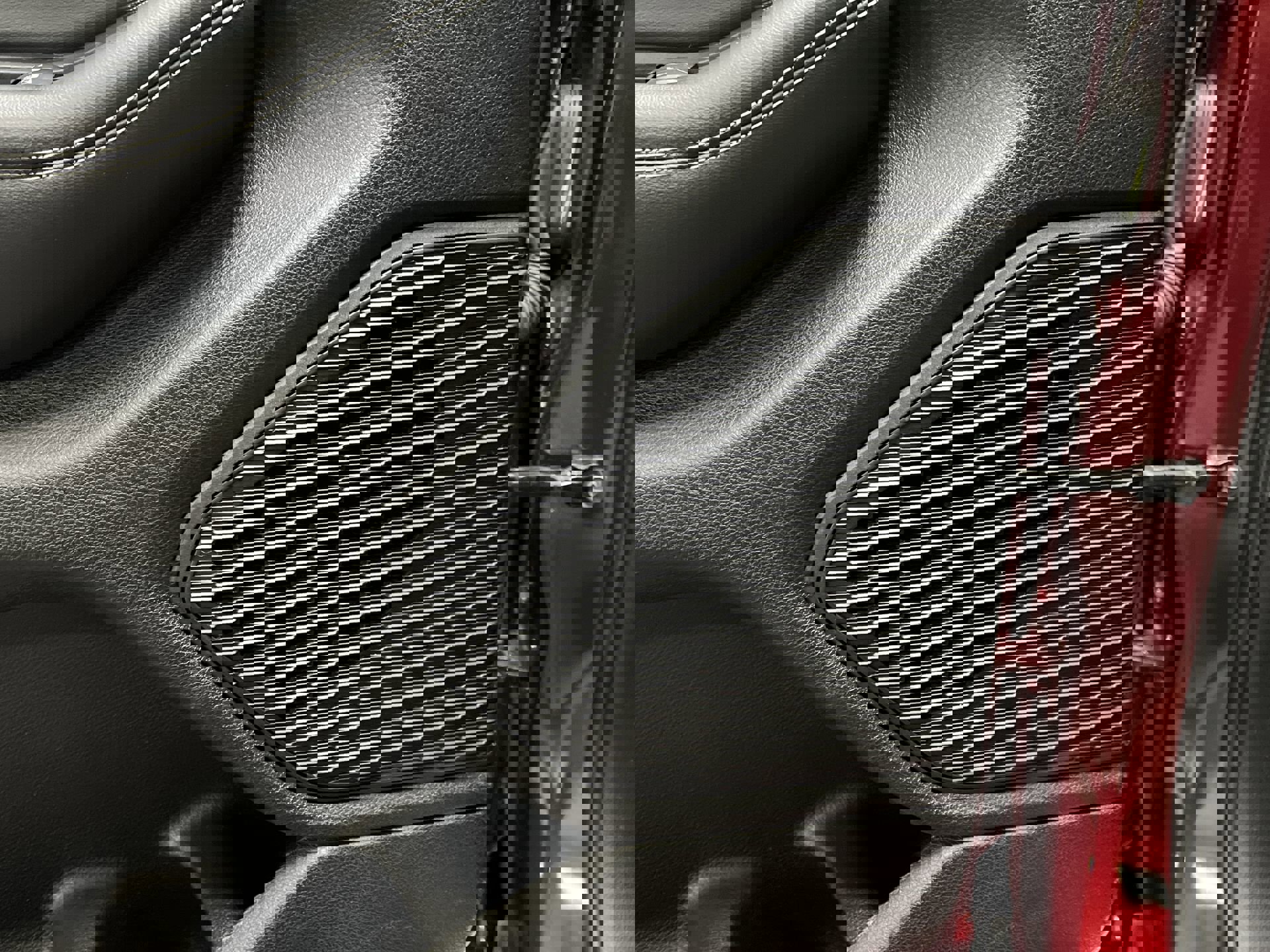 Used 2023 Jeep Grand Cherokee Laredo image 92