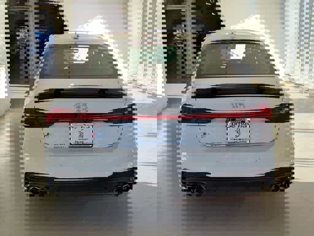 Used 2023 Audi S7 Prestige w/ Prestige Package image 5