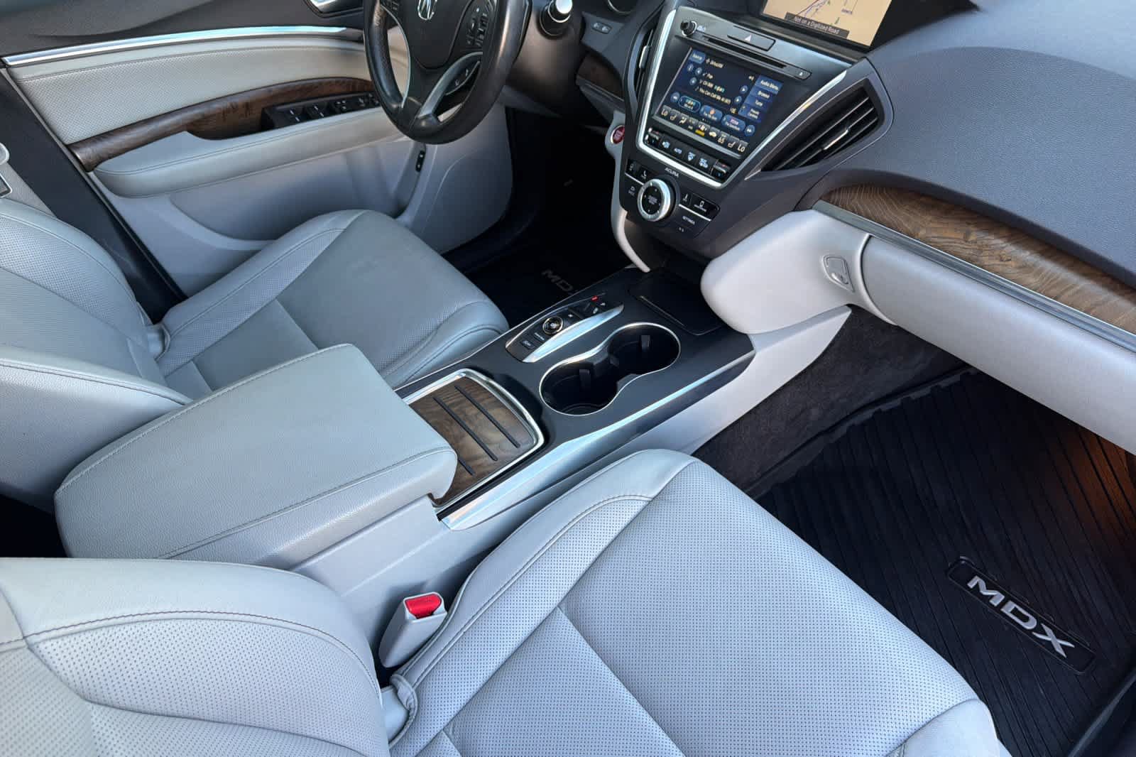 Used 2020 Acura MDX SH-AWD w/ Technology Package image 17