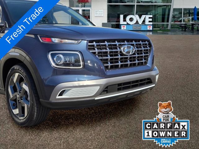 Used 2020 Hyundai Venue FWD image 8