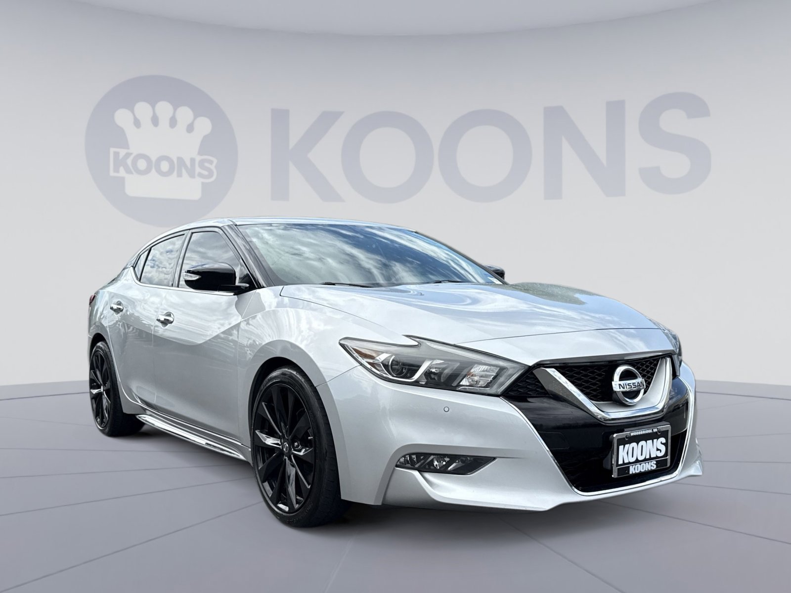 Used 2017 Nissan Maxima SR w/ Midnight Edition FWD image 10