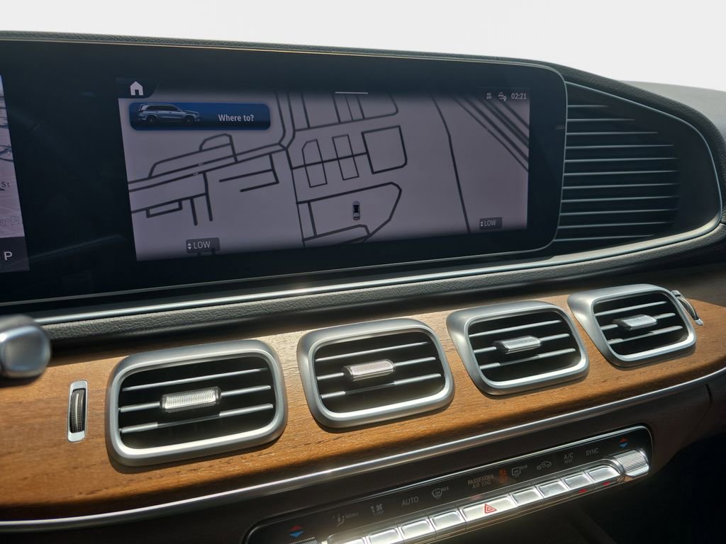 Used 2024 Mercedes-Benz GLS 450 4MATIC image 19