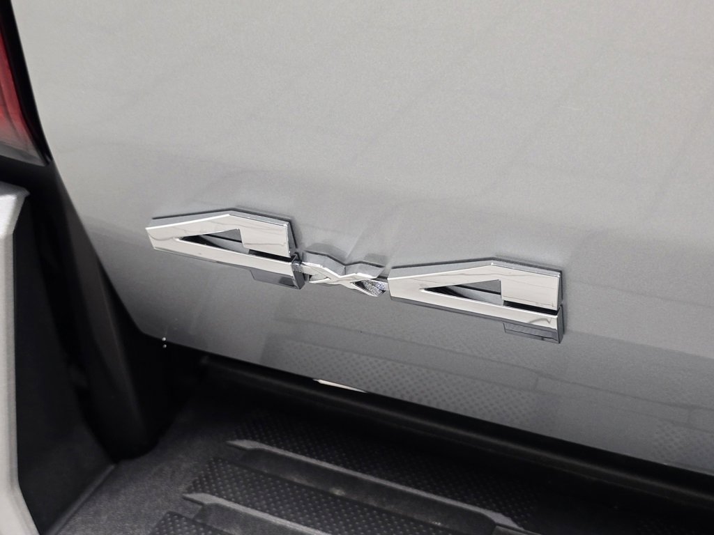 New 2025 Toyota Tacoma SR5 image 18