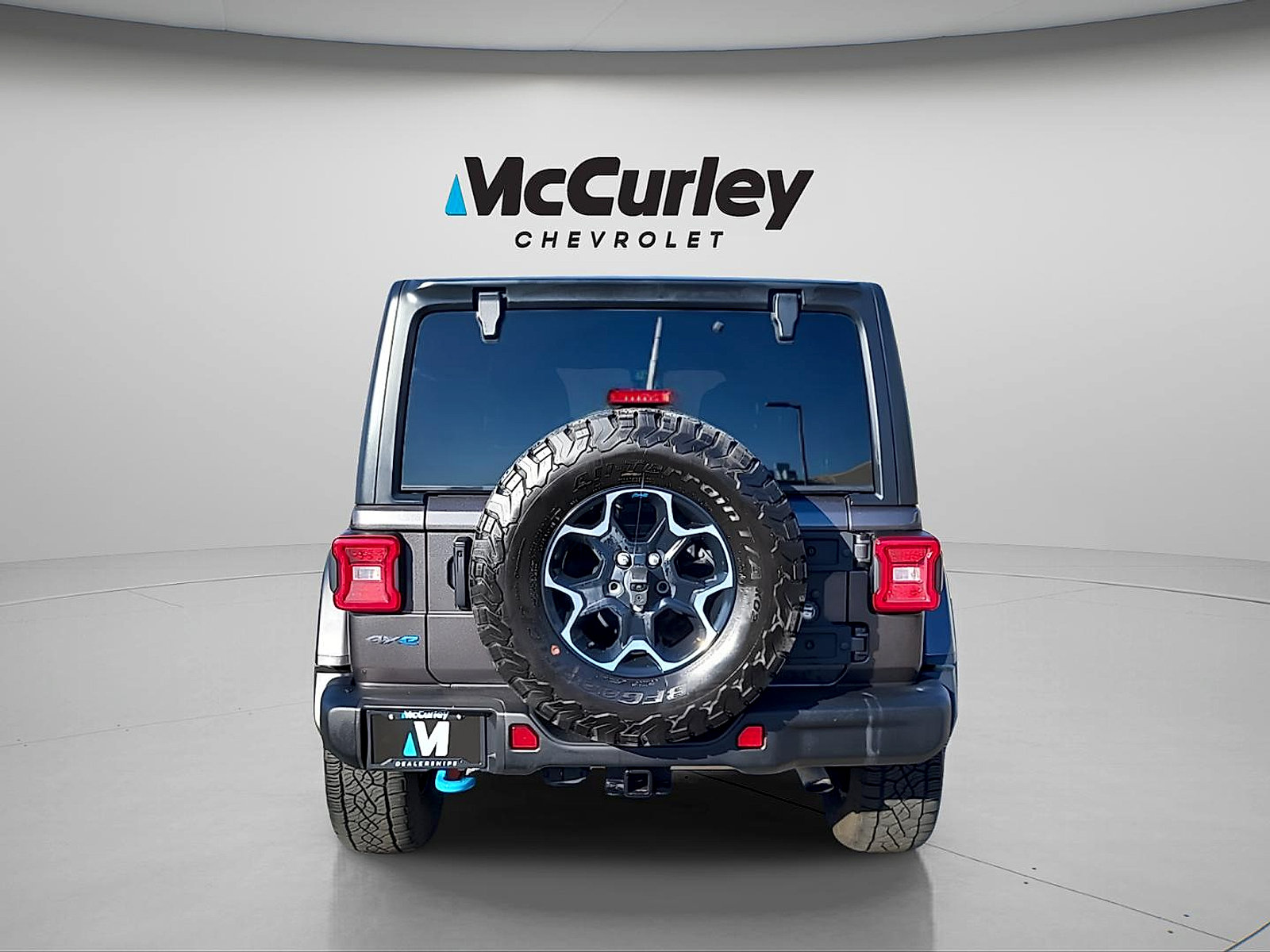 Used 2023 Jeep Wrangler Unlimited Rubicon 4xe AWD/4WD image 6