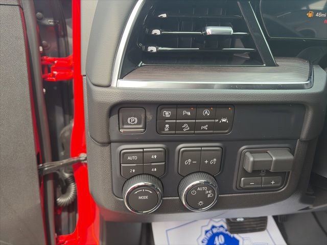 New 2026 Chevrolet Suburban LS AWD/4WD image 19