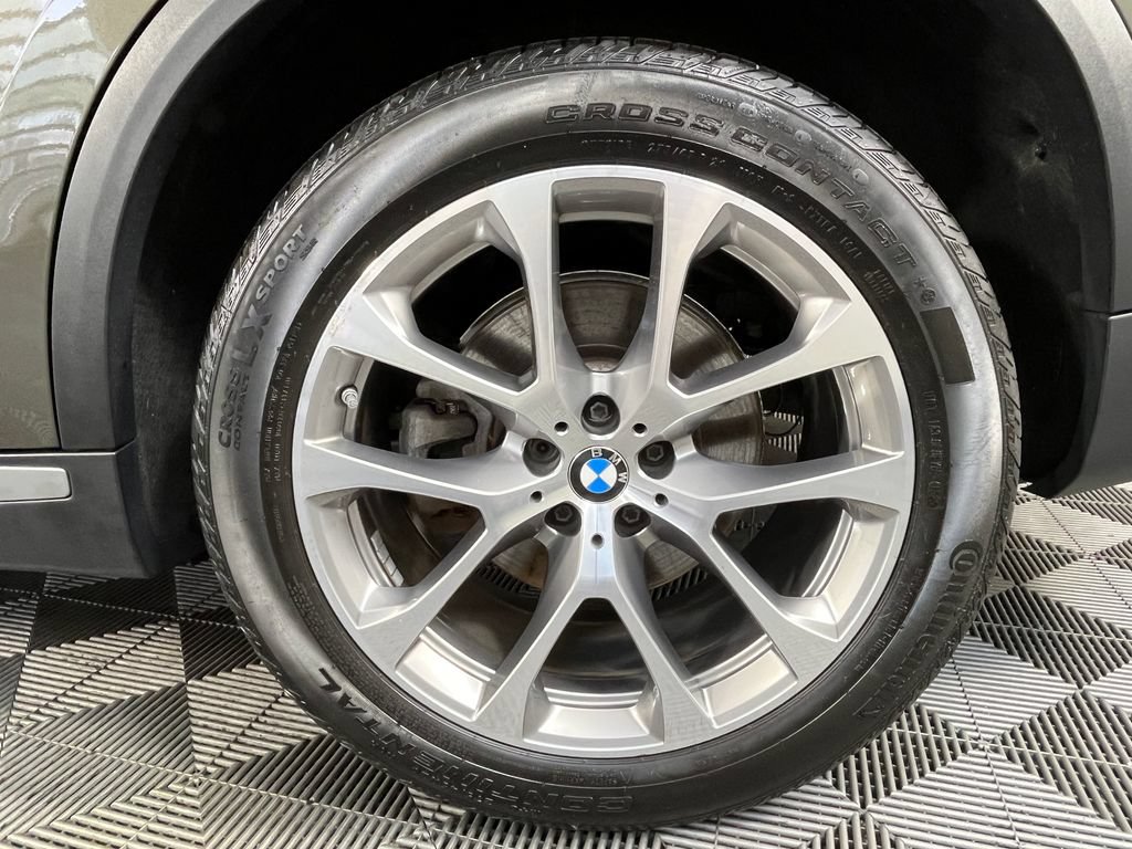 Certified 2024 BMW X5 xDrive40i w/ Premium Package AWD/4WD image 13