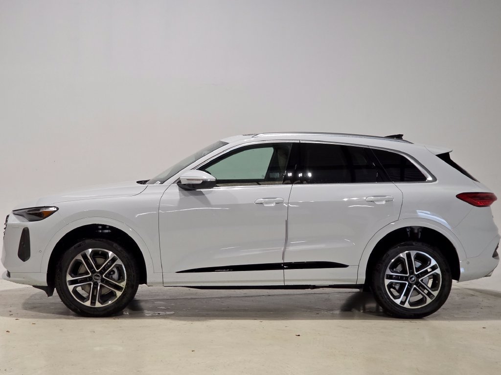 New 2026 Audi Q5 Premium Plus AWD/4WD image 3
