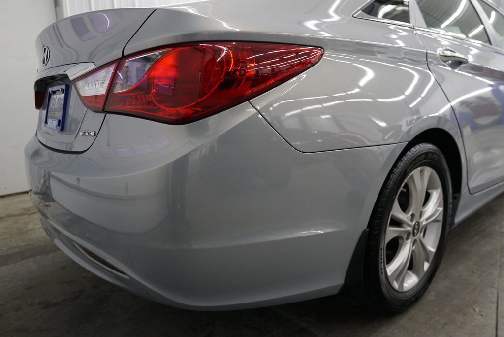Used 2012 Hyundai Sonata Limited FWD image 14