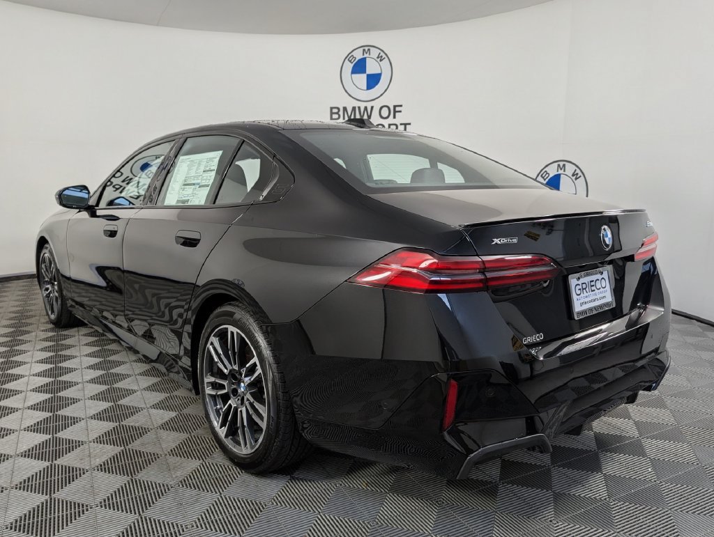 New 2027 BMW 530i xDrive w/ M Sport Package AWD/4WD image 8