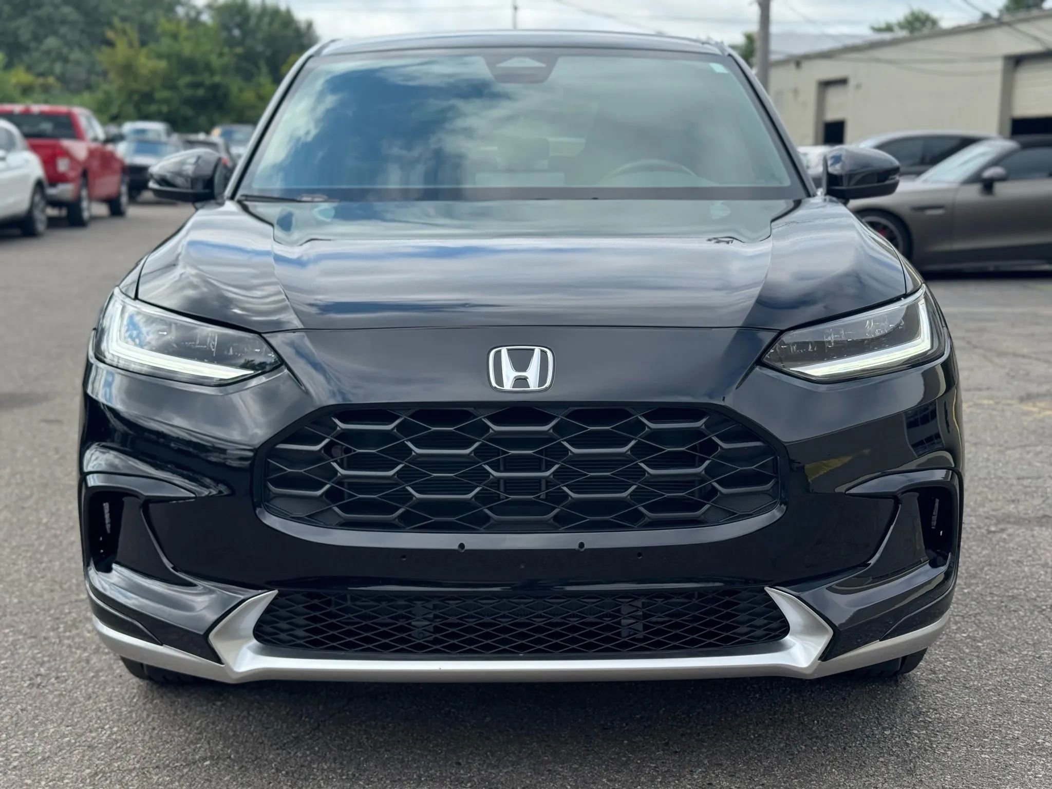 Used 2025 Honda HR-V Sport image 2