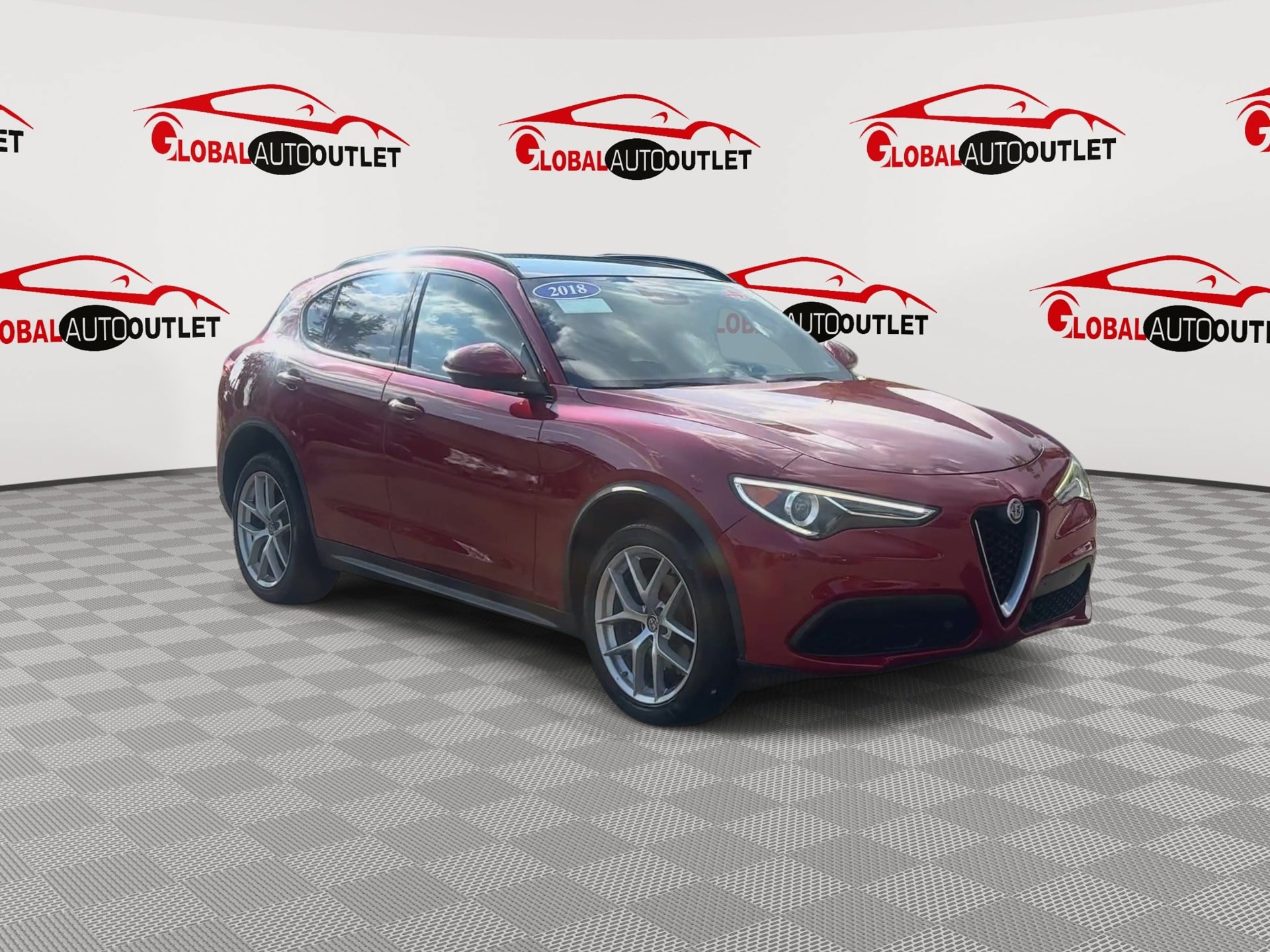 Used 2018 Alfa Romeo Stelvio Ti Sport AWD/4WD image 2