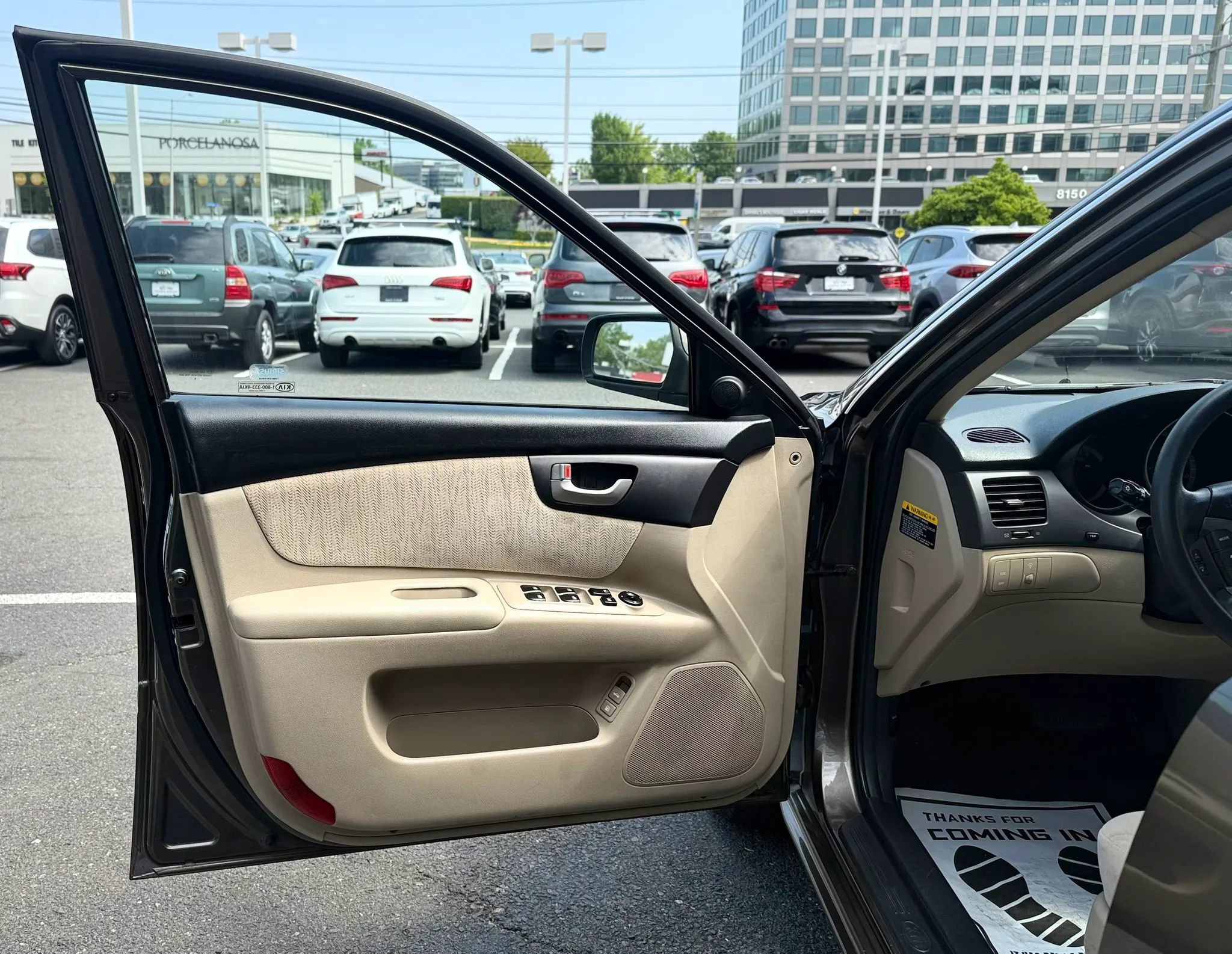 Used 2009 Kia Optima LX FWD image 9