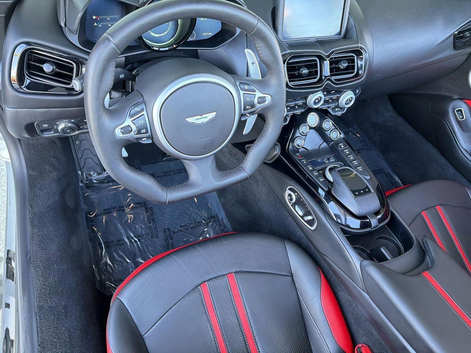 Used 2021 Aston Martin V8 Vantage Roadster RWD image 4