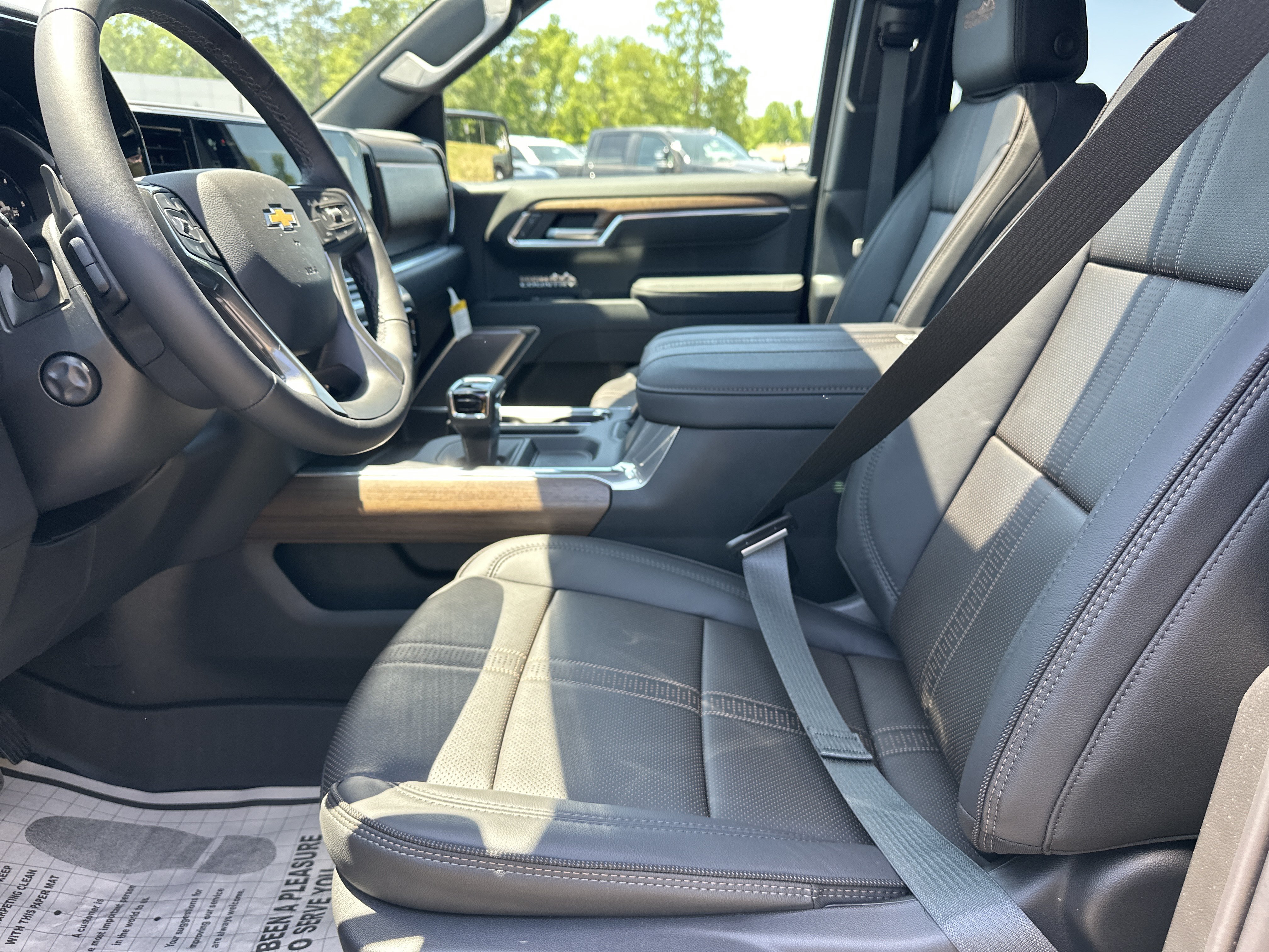New 2026 Chevrolet Silverado 1500 High Country AWD/4WD image 11