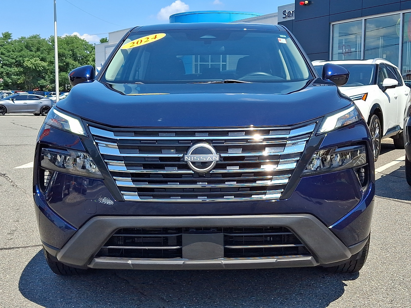 Used 2024 Nissan Rogue SV AWD/4WD video 2