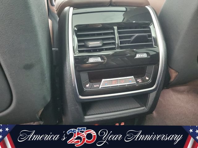 Used 2020 BMW X7 xDrive40i w/ Premium Package AWD/4WD image 17