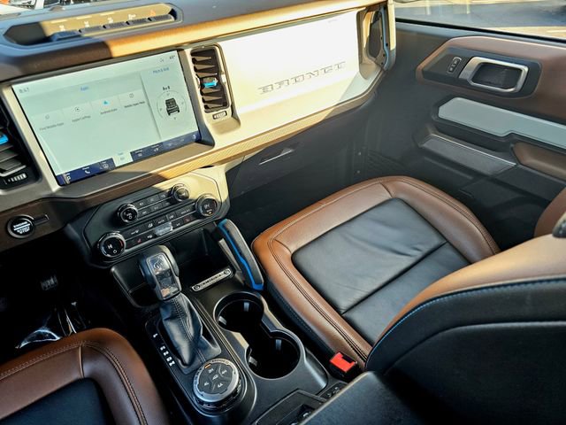 Used 2023 Ford Bronco Outer Banks w/ Sasquatch Package image 32