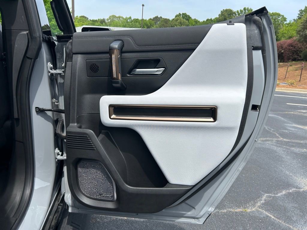 Used 2025 GMC Hummer EV 2X w/ LPO, Sport Package image 24