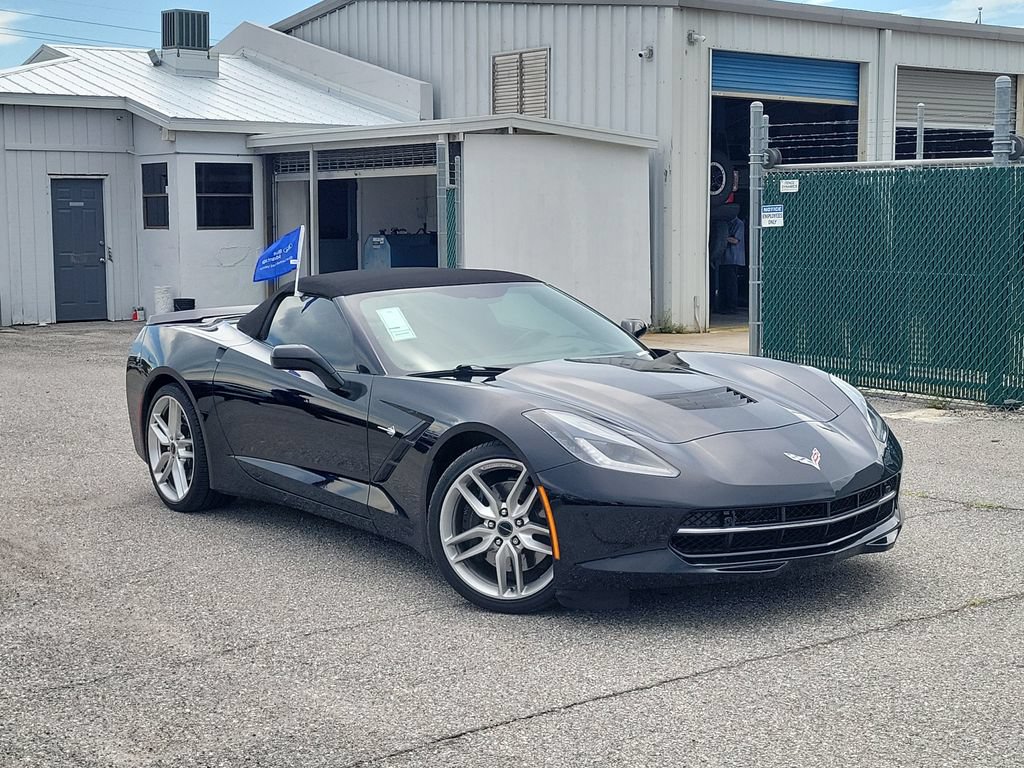 Used 2019 Chevrolet Corvette Stingray Convertible Z51 2LT RWD image 1