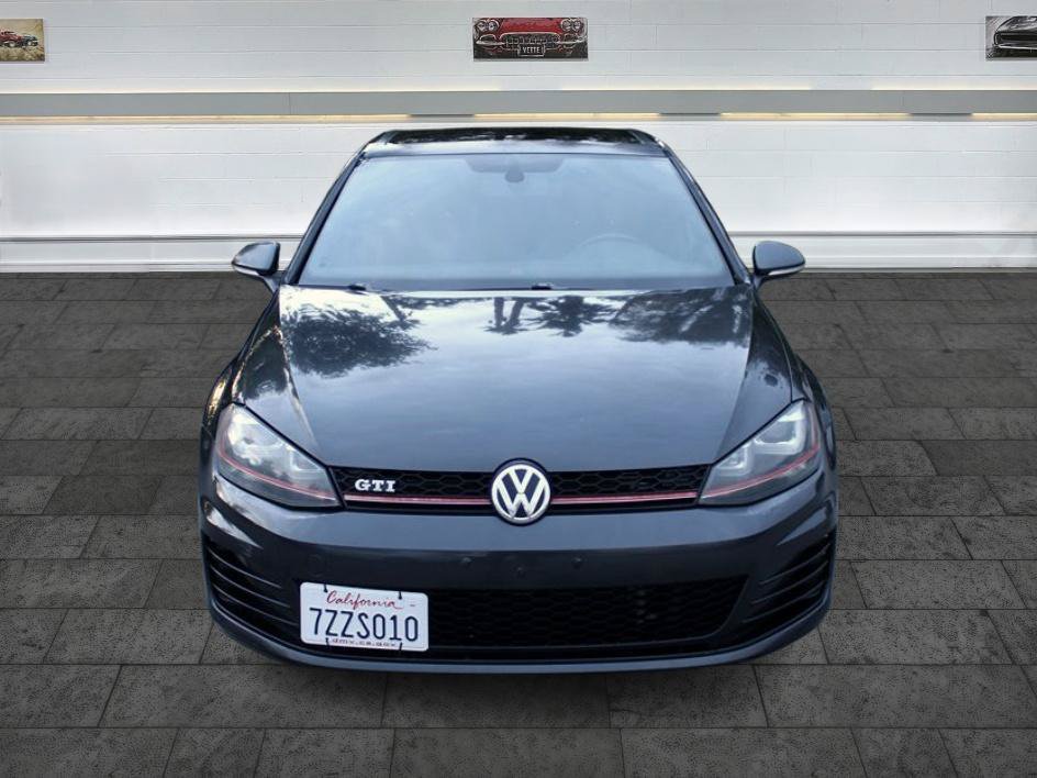 Used 2015 Volkswagen GTI SE w/ Lighting Package (SEL) FWD image 2