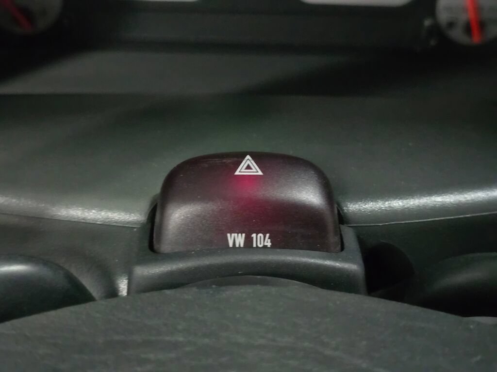 Used 1996 Volkswagen Golf GL FWD image 80