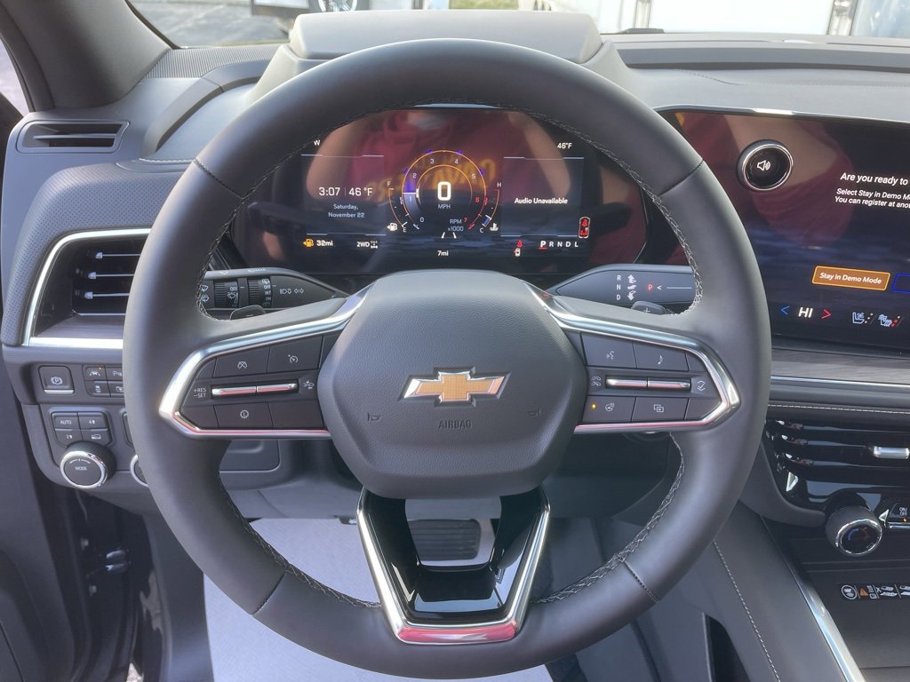 New 2026 Chevrolet Suburban Premier image 16