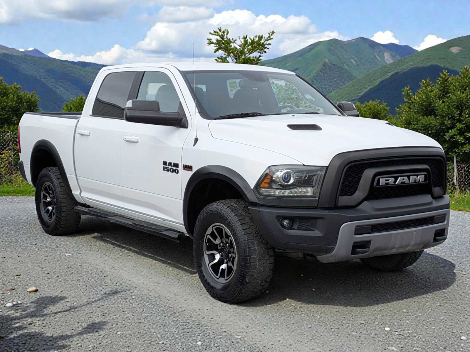Used 2018 RAM 1500 Rebel image 8