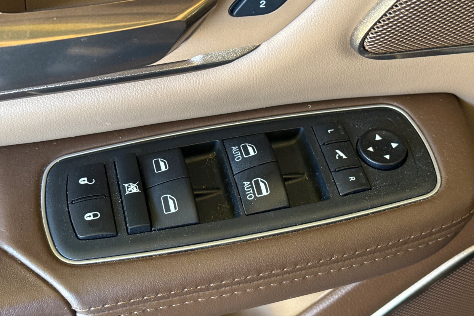 Used 2020 RAM 1500 Limited RWD image 13