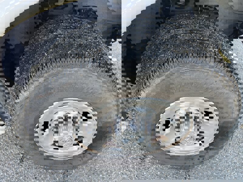 Used 2018 Chevrolet Express 2500 w/ Driver Convenience Package image 24