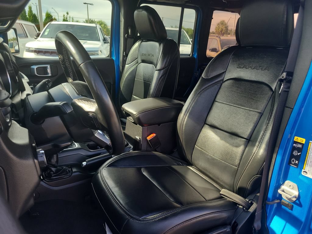 Certified 2022 Jeep Wrangler Unlimited Sahara w/ Cold Weather Group AWD/4WD image 19