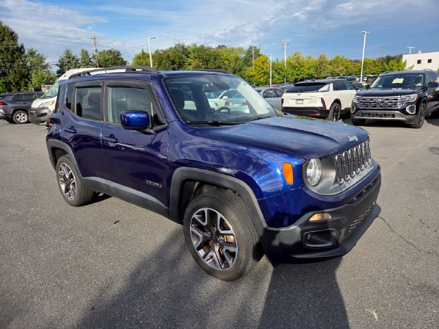 Used 2016 Jeep Renegade Latitude w/ Cold Weather Group AWD/4WD image 19