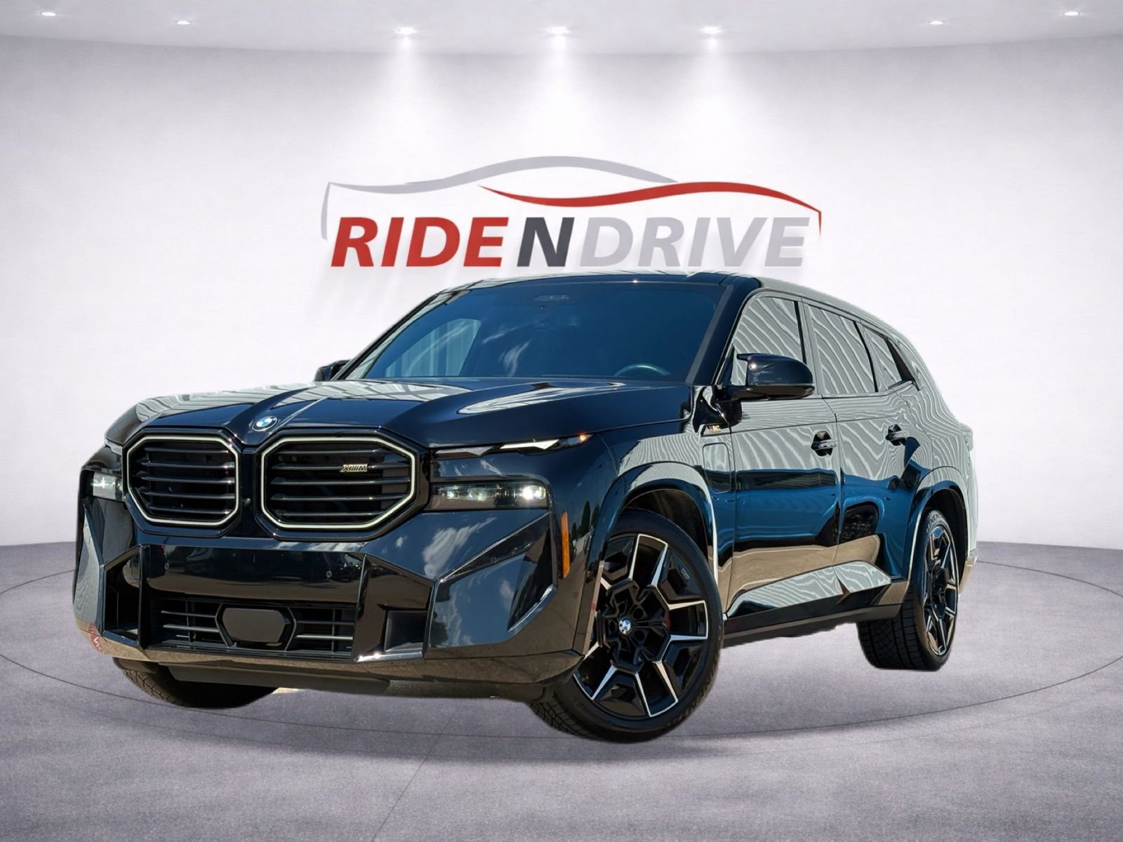 Used 2024 BMW XM AWD/4WD image 1