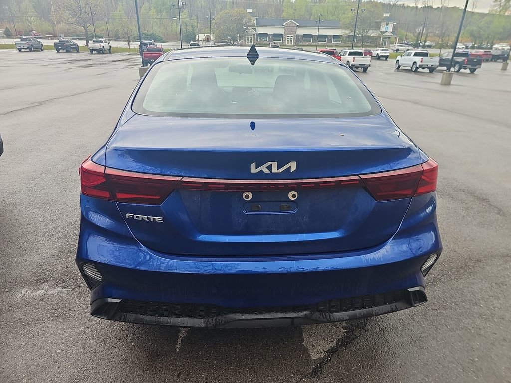 Used 2023 Kia Forte LXS FWD image 7