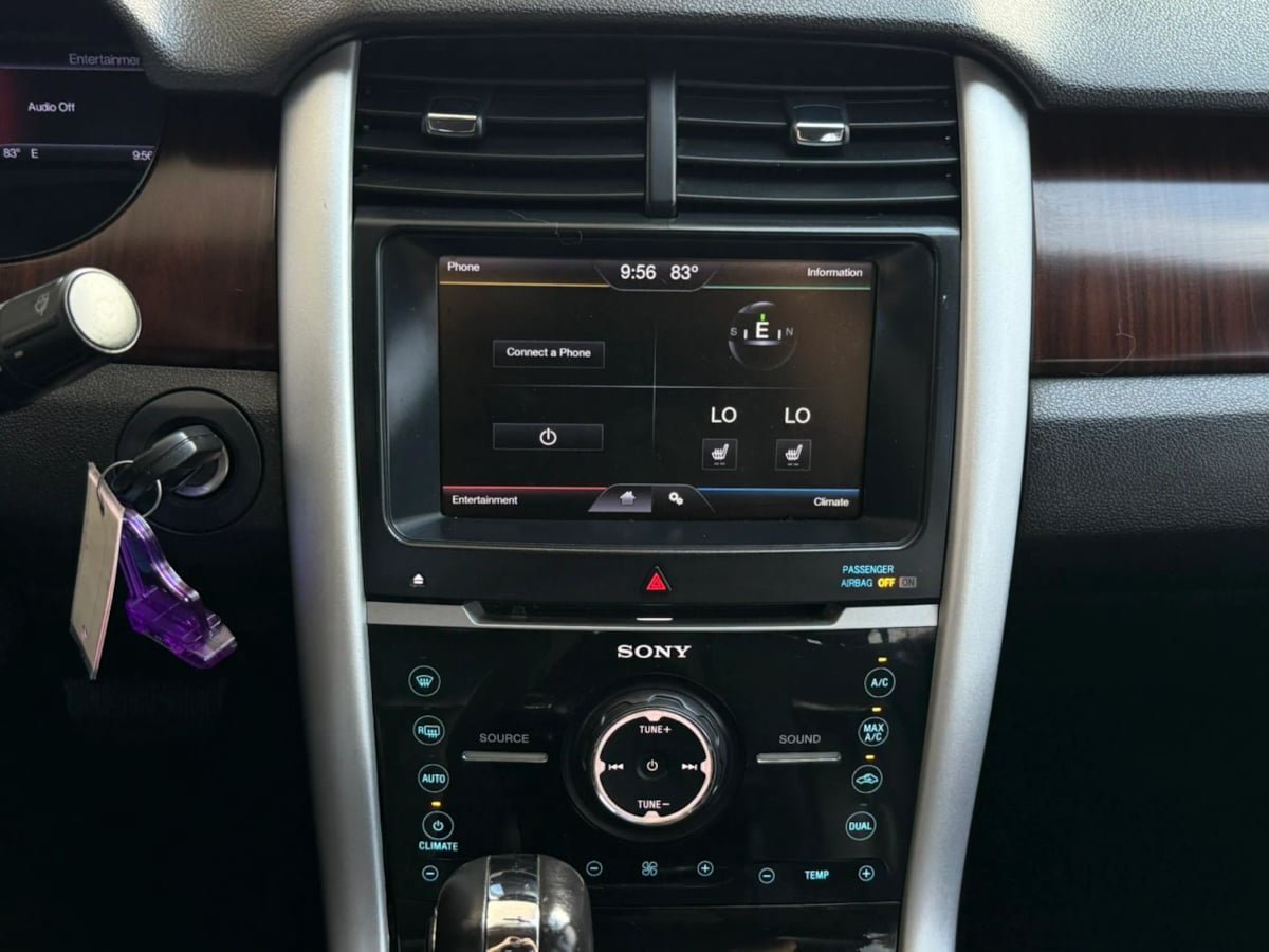Used 2013 Ford Edge Limited FWD image 50